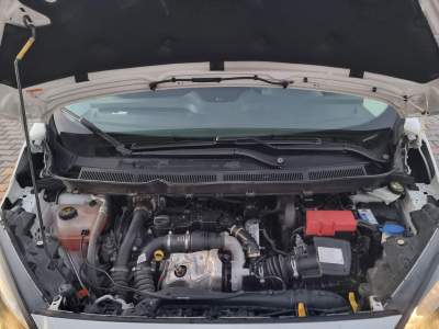Ford Courier